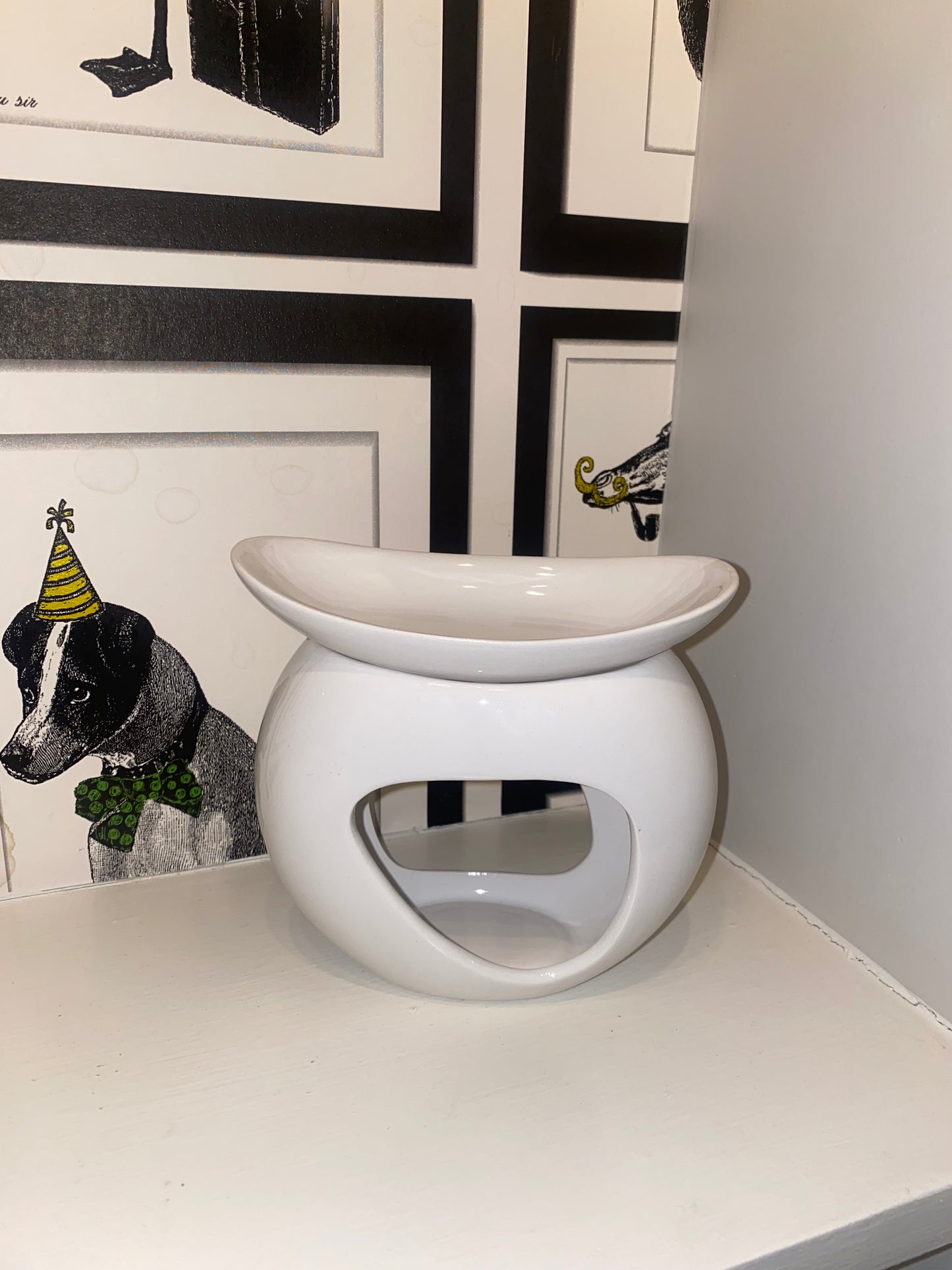 Oval wax burner